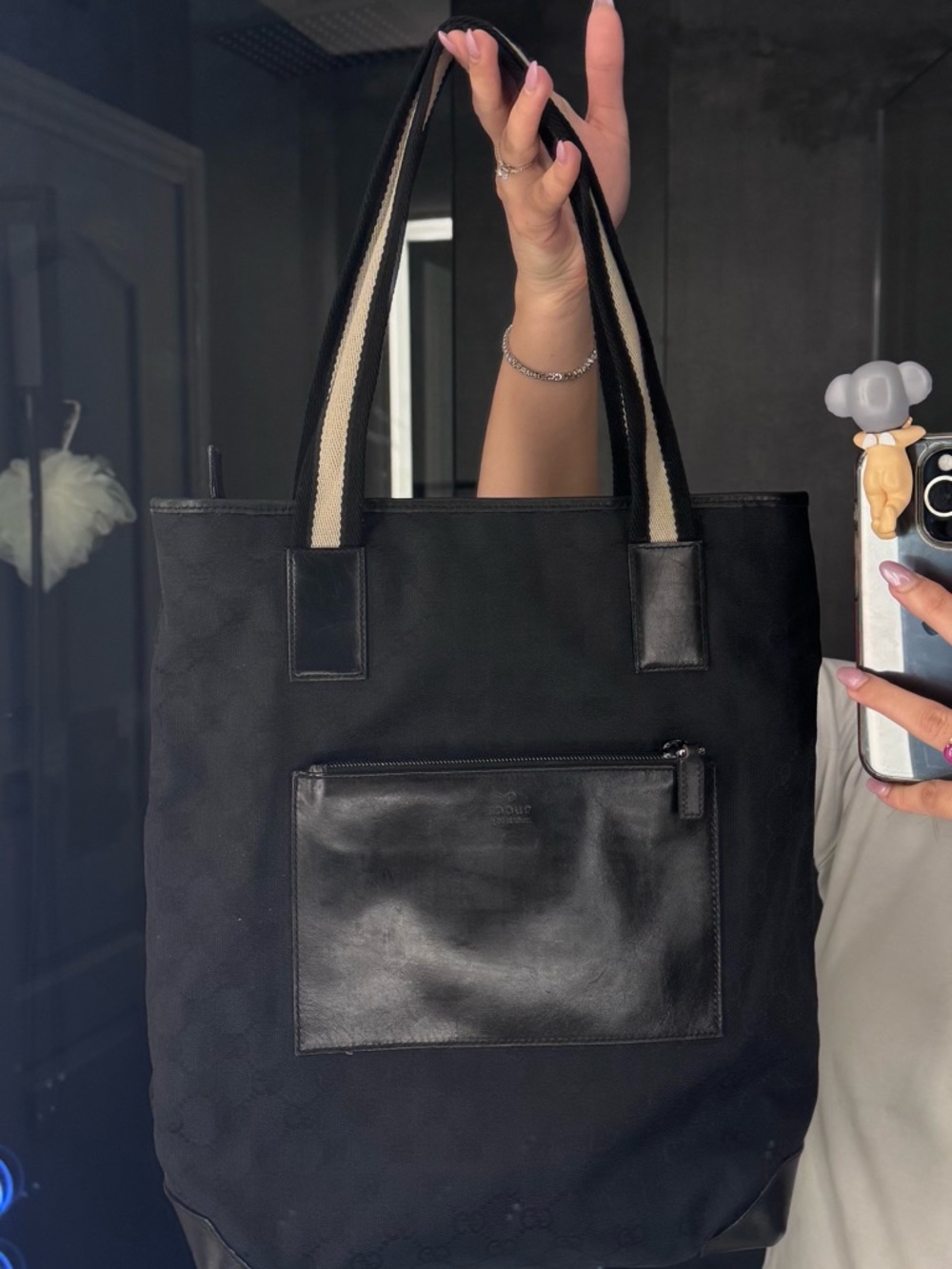 Vintage Gucci Black Tote with Front Zip Pocket and Contrast Straps